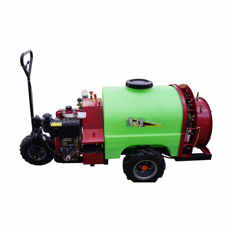 Zelf voortgestuwde boomsprayer